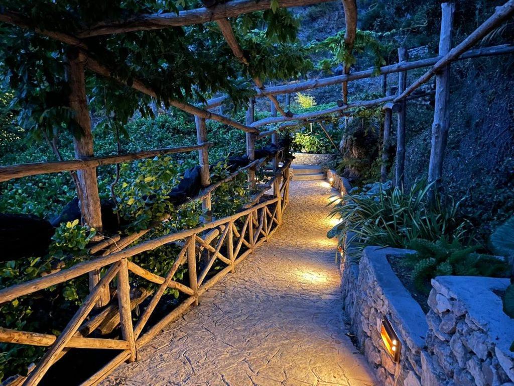 L'Olearia Luxury Country Villa In Amalfi Coast Maiori Bagian luar foto