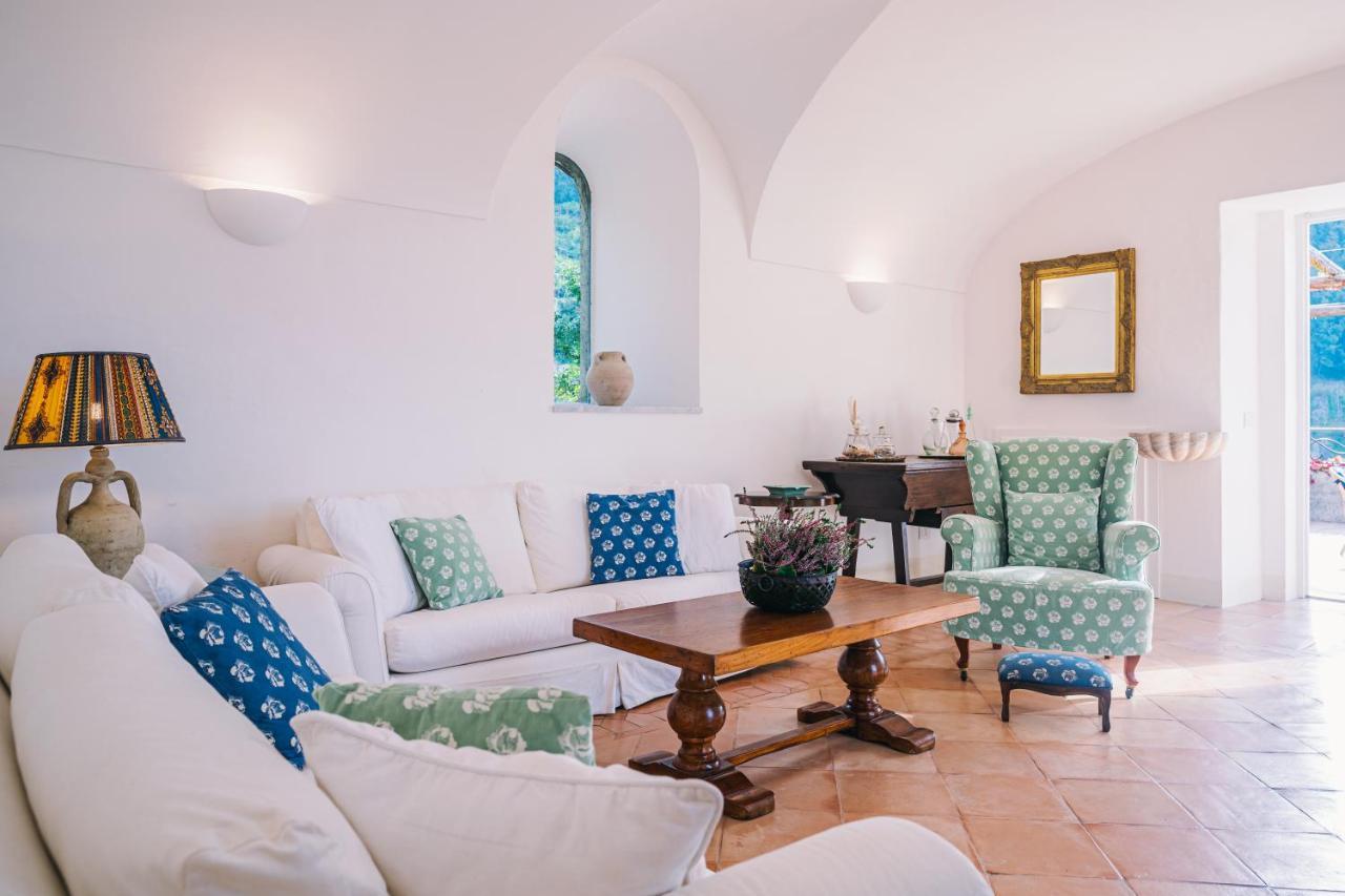 L'Olearia Luxury Country Villa In Amalfi Coast Maiori Bagian luar foto